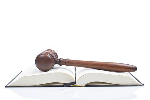 5 טיפים לבחירת עורך דין פלילי